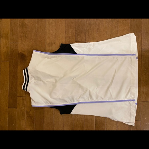 Izod xfg women’s xs golf top - Picture 3 of 4